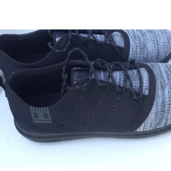 Under Armour (Sz 11) Charged 24/7 Low Shoes - Picture 3 of 6